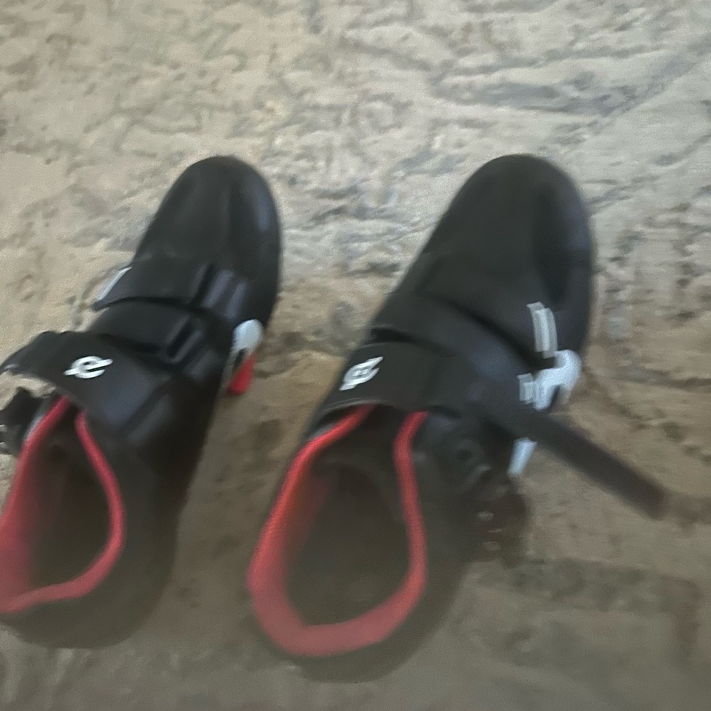 Peloton shoes used like 10 times